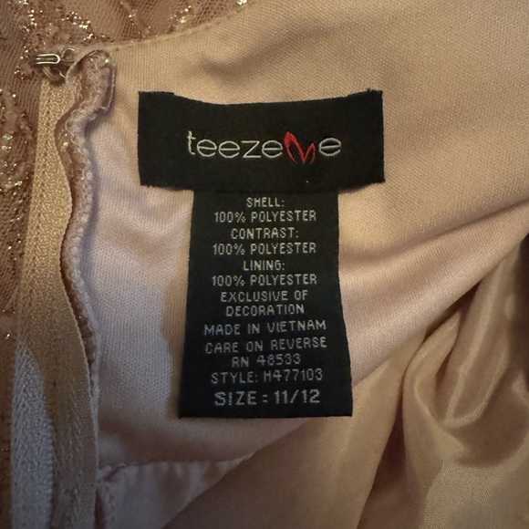 Teeze Me Juniors' Pink Glitter Beaded Mesh V-Neck Formal Dress Size 11-12 - Picture 14 of 15